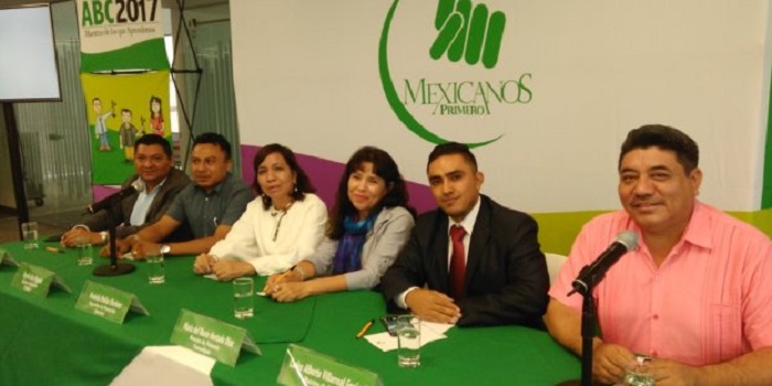 Por esto ellos son 7 de los mejores profes de México
