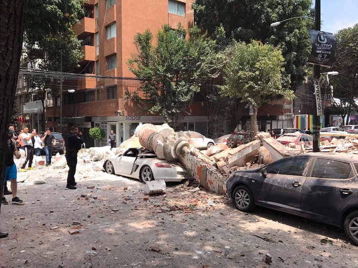 Se eleva a 226 cifra de muertos por el terremoto en México