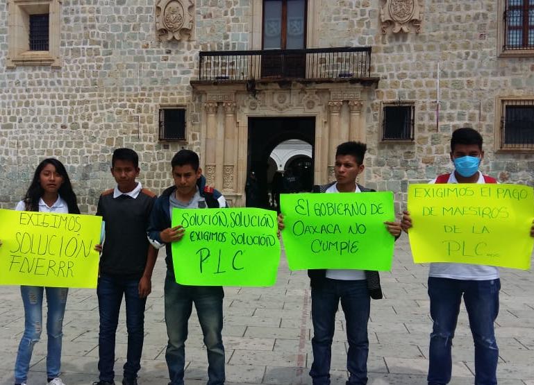 Protestaron hoy en Palacio municipal de Oaxaca de Juárez