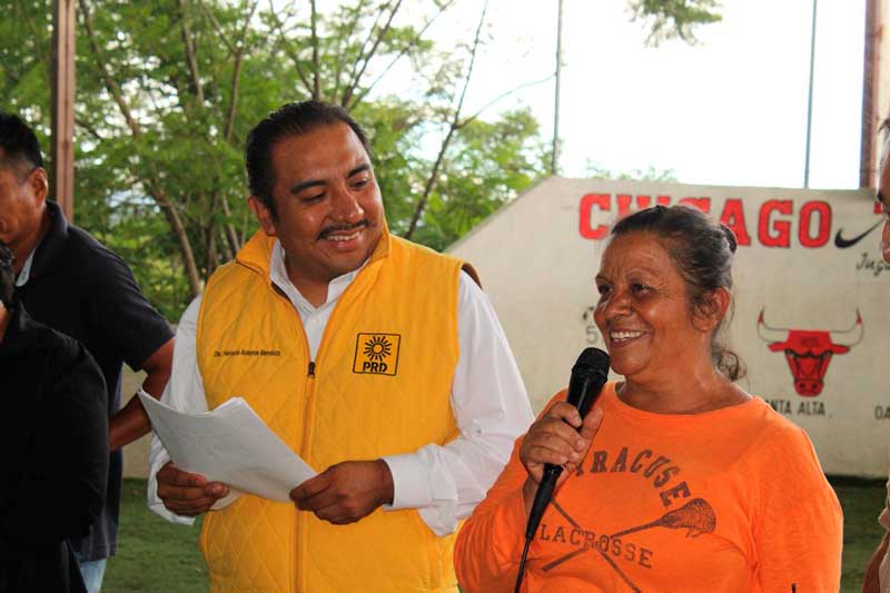 Trabajará Horacio Antonio desde el Congreso Local  en beneficio de las familias de Santa Cruz Xoxocotlán