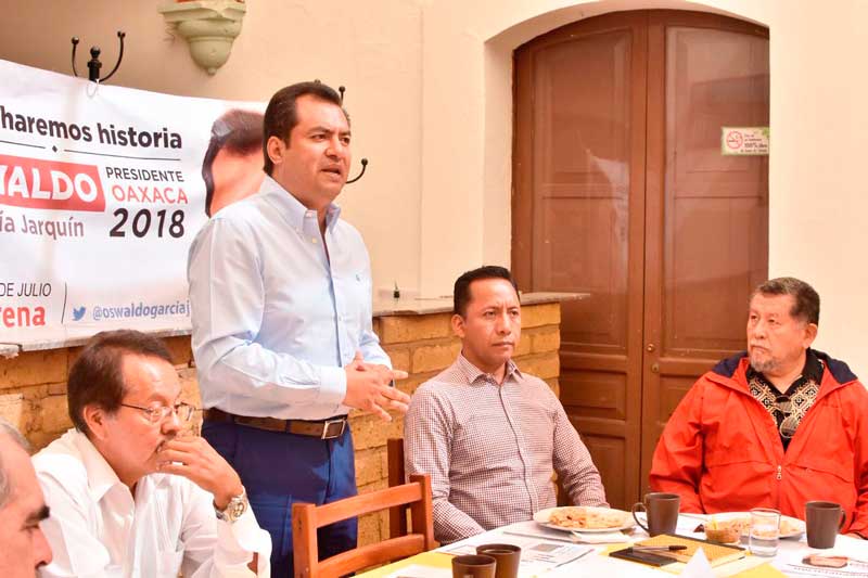 Académicos respaldan proyecto de gobierno de Oswaldo García