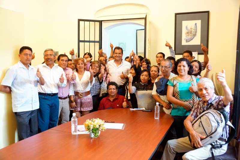 Trabajadores al servicio del Estado apoyan a Oswaldo García Jarquín