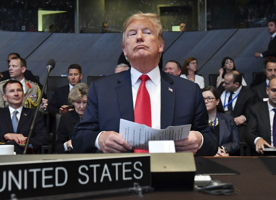 Trump abre cumbre de la OTAN con reproches a aliados por incumplir con 2% del PIB para defensa