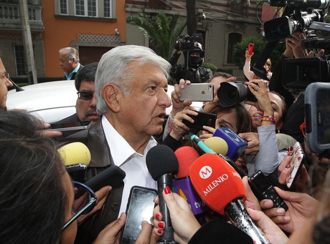 Se trabajará para garantizar educación a jóvenes, refrenda López Obrador