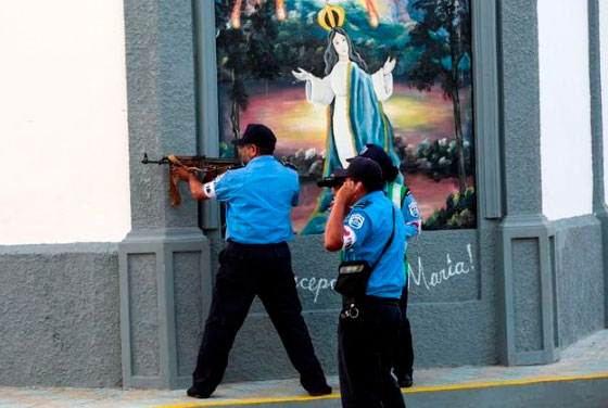 Violencia se apodera nuevamente de las calles de Nicaragua tras paro nacional