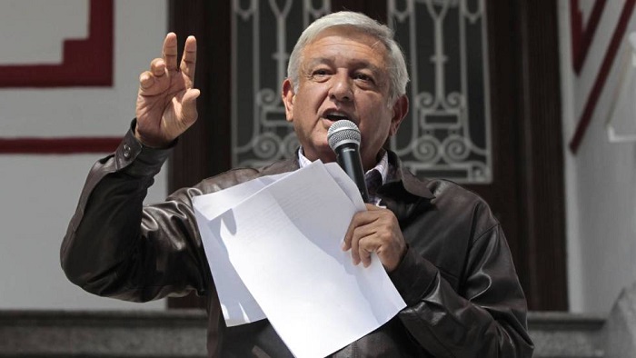López Obrador dibuja su plan de austeridad para cambiar el rostro del Gobierno