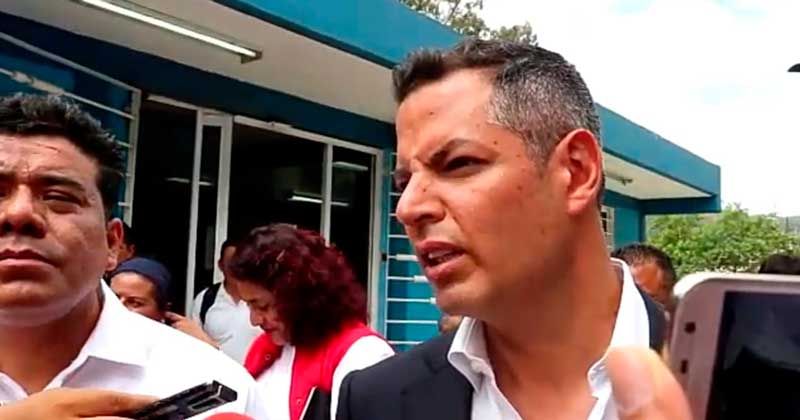 Lamenta Alejandro Murat asesinato de edil en Tlaxiaco