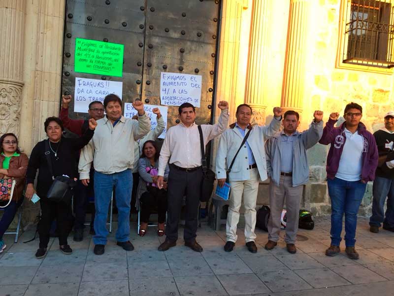 Paralizan actividades sindicalizados del municipio de Oaxaca de Juárez
