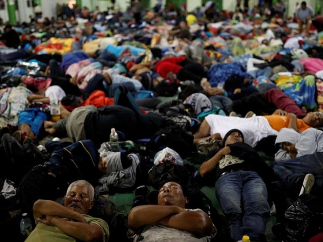 Segunda caravana migrante permanece en Chiapas; los más aventajados van a Puebla