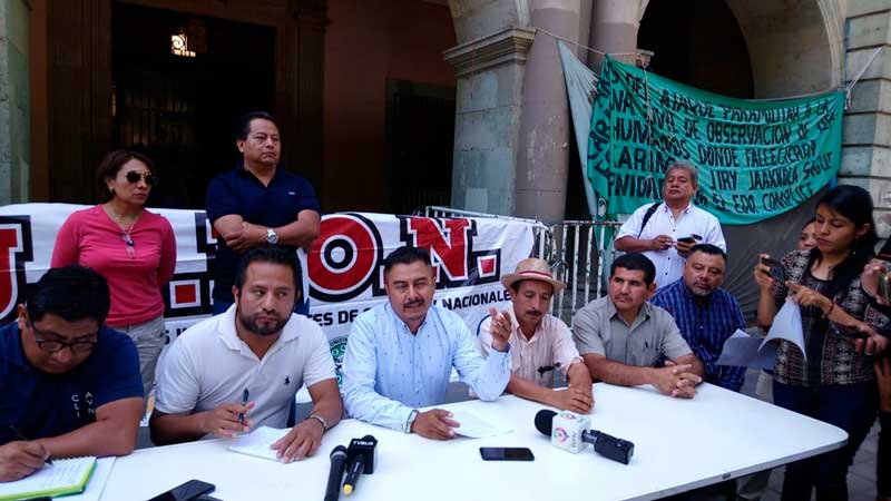 Trabajadores de Telebachilleratos exigen reconocimiento a sindicato