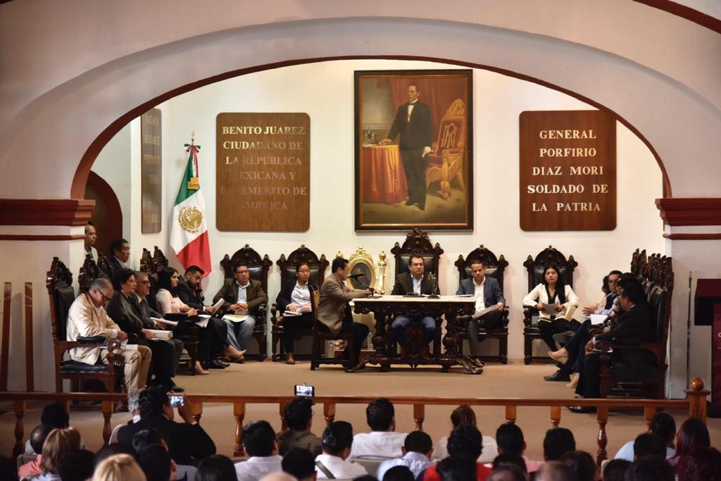Se pronuncia Cabildo Municipal a favor de restablecer el orden en Oaxaca de Juárez