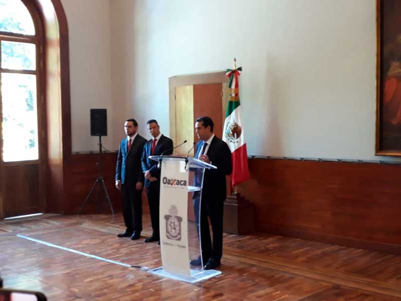 Gobernador Alejandro Murat anuncia nuevos cambios en secretarías