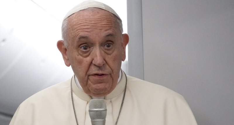 Papa Francisco se pronuncia contra celibato opcional para curas