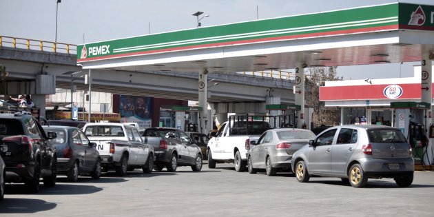 Combate al huachicoleo ha ocasionado desabasto de gasolina: Pemex