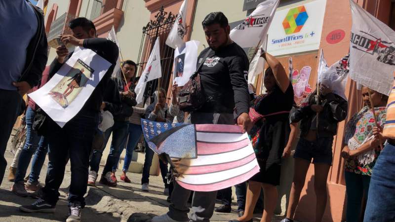 En apoyo a Venezuela, protestan organizaciones sociales en Oaxaca