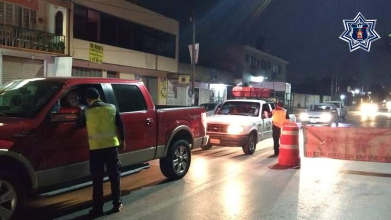 Detiene Policía Vial Estatal a 29 personas en operativo alcoholímetro en Oaxaca