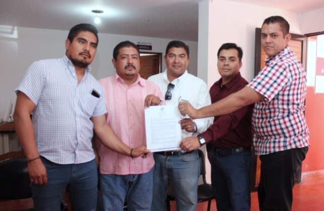 Firman Pacto de Civilidad candidatos a agentes municipales y de policía