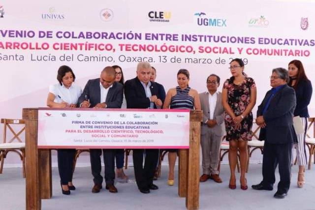Gobierno municipal de Santa Lucía del Camino celebra convenios de colaboración con instituciones educativas