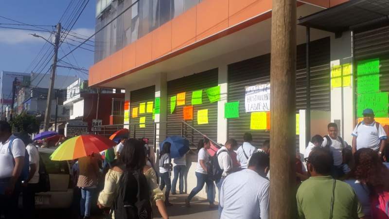 Paran labores, Trabajadores del SUTIEBO en Oaxaca