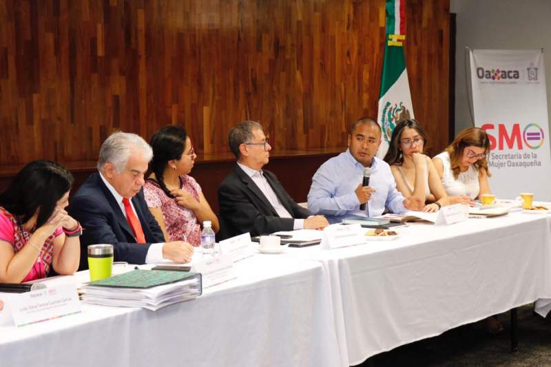 Dante Montaño presenta acciones vinculadas a la AVGM, emprendidas En Santa Lucía El Camino