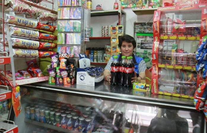 Canadá busca a mexicanos para trabajar en tiendas de abarrotes