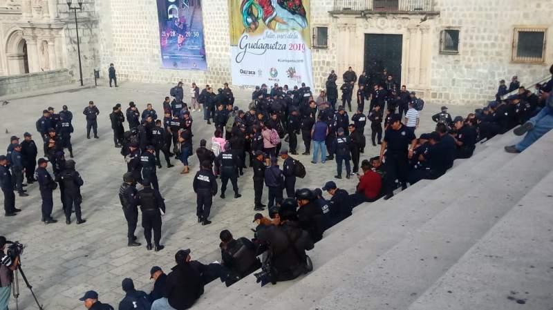 Revientan paro policías municipales de Oaxaca de Juárez