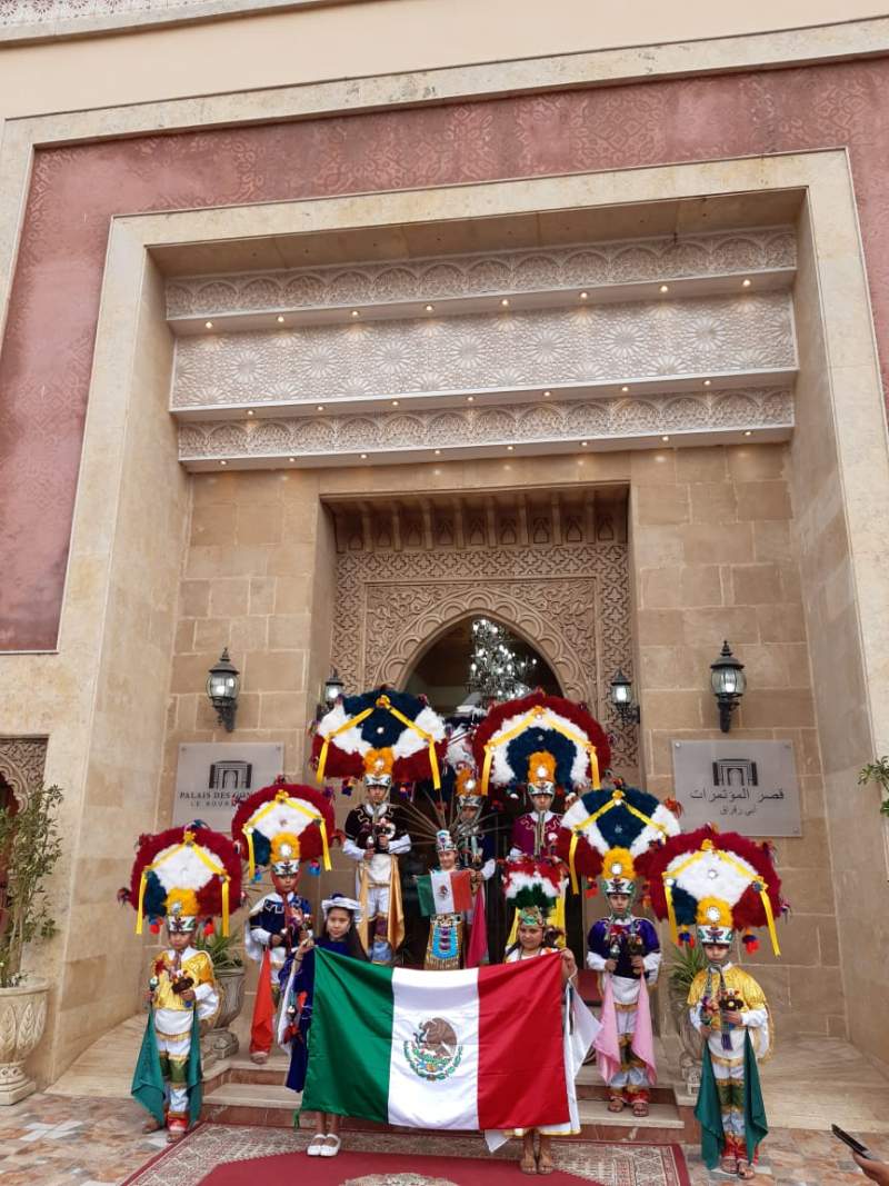 Zaachila presente en Marruecos con su Danza de la Pluma