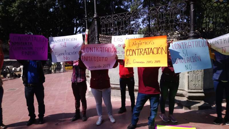 Normalistas exigen contratación inmediata de egresados de la generación 2015-2019