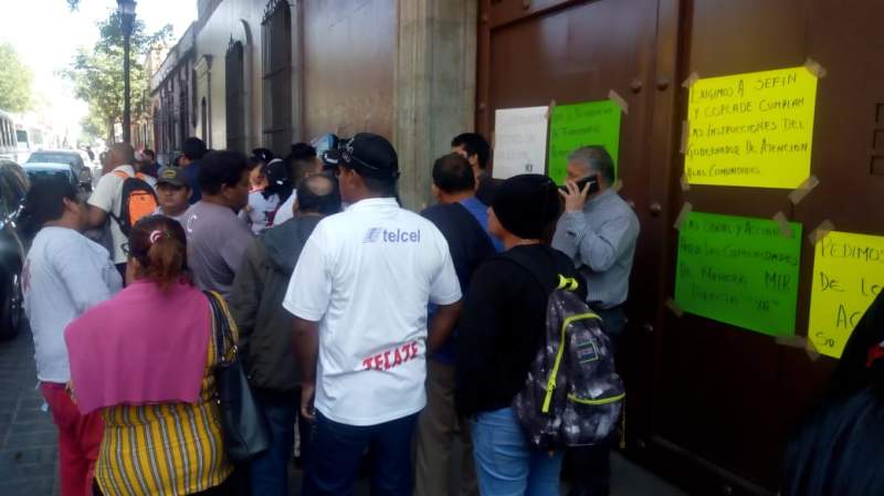 Integrantes de MIA se manifestaron en Casa Oficial
