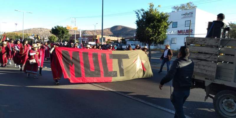 MULT marcha en la capital de Oaxaca