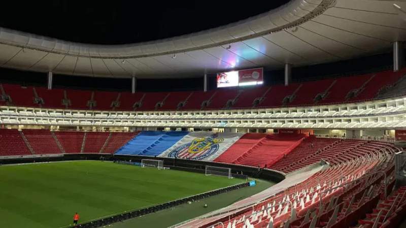 Chivas planea abrir su estadio al público para el Clásico Nacional