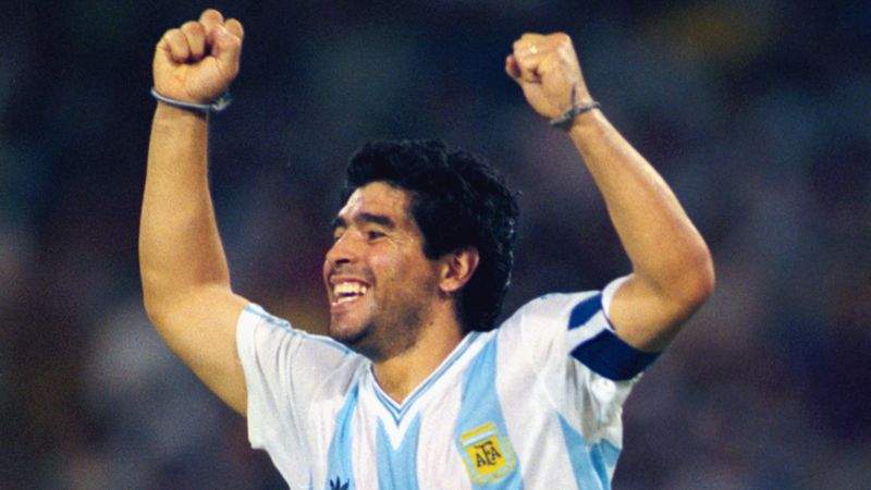 Muere Diego Armando Maradona, el argentino que fue mucho más que el futbolista más grande de la historia