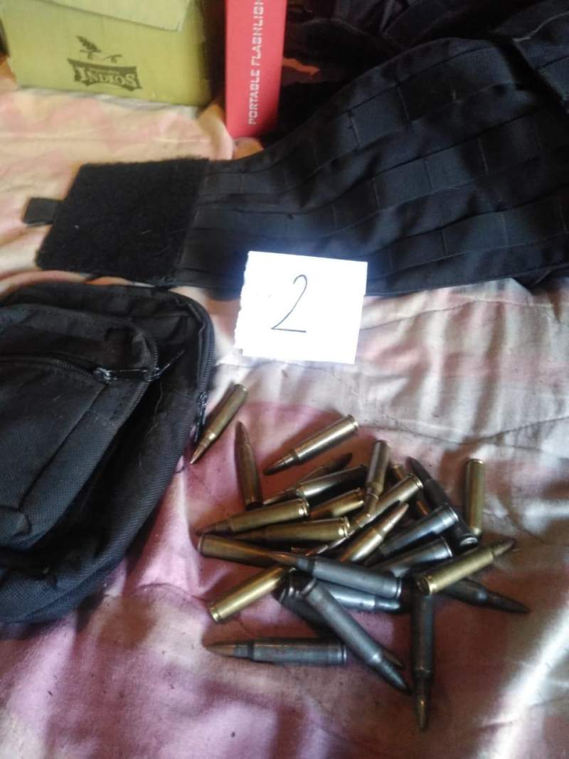 Ejecuta Fiscalía General cateo en San Raymundo Jalpan; asegura armas, municiones y uniformes apócrifos de seguridad pública