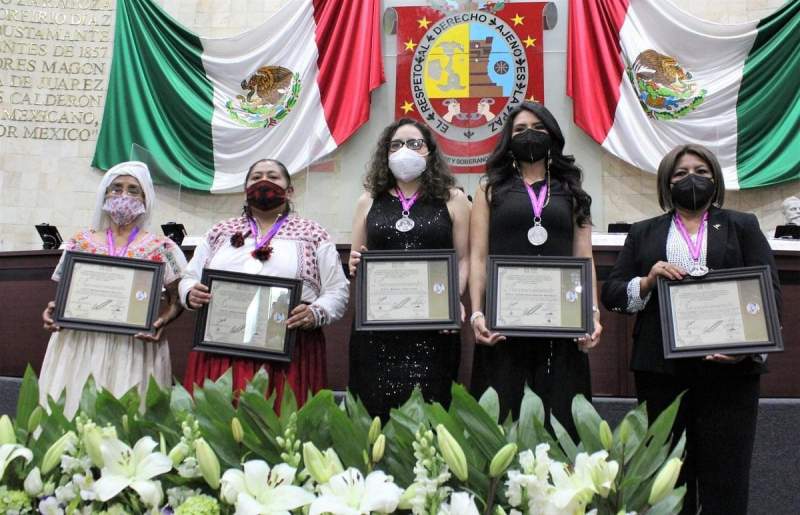 Con premio a oaxaqueñas destacadas, LXIV Legislatura refrenda trabajo a favor de las mujeres