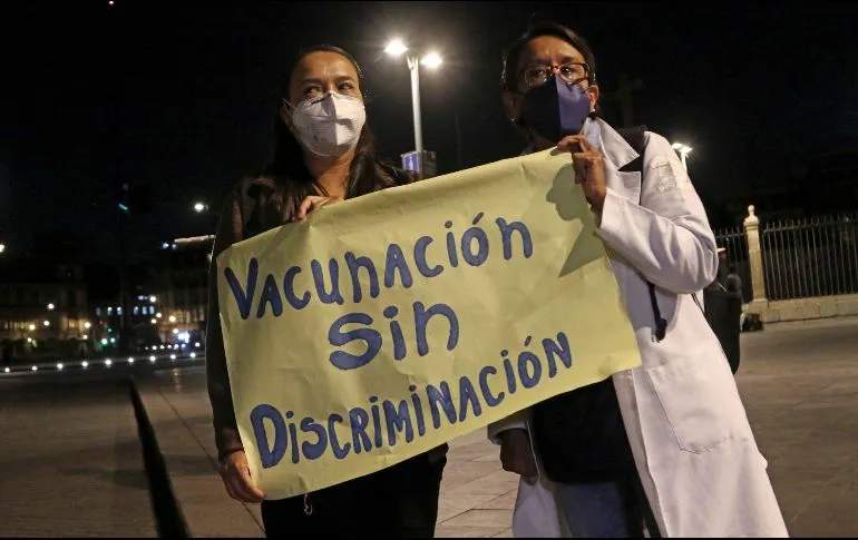 COVID-19: Con censo se vacunará a médicos privados, dice López-Gatell
