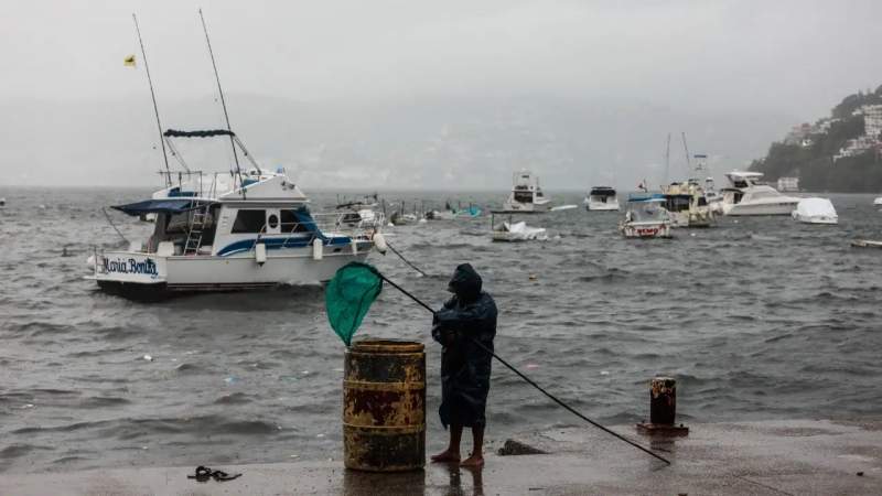 Clima hoy en México: Enrique se intensifica a huracán categoría 1