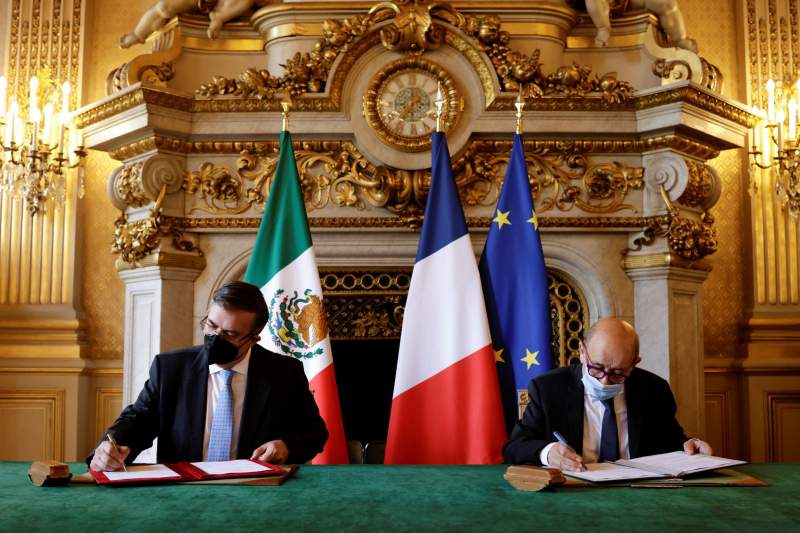 México y Francia firman una “declaración de intenciones” contra el tráfico de bienes culturales