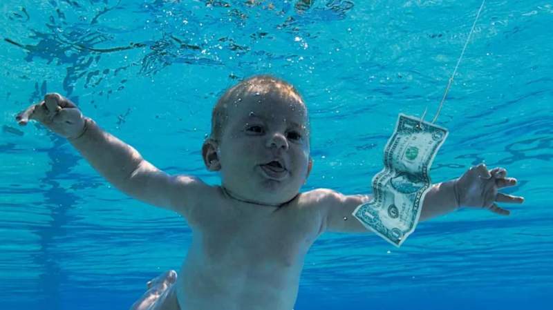 Bebé de «Nevermind» demanda a Nirvana por pornografía infantil