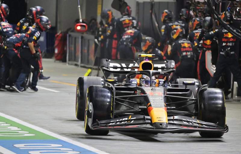 Carlos Sainz se lleva el GP de Singapur; ‘Checo’ Pérez terminó en 8vo lugar