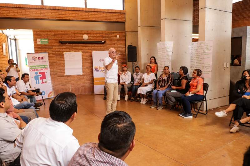 Emprende DIF Oaxaca acciones para prevenir la violencia en contra de las niñas, adolescentes y mujeres