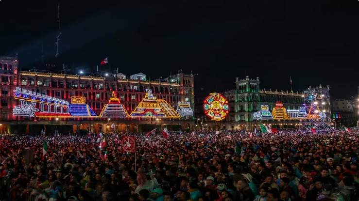 “Grito” por el 213º inicio de la Independencia de México, concluyó con saldo blanco en el Zócalo capitalino