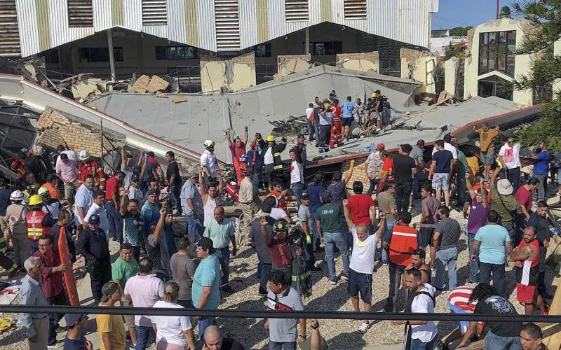 Suben a 10 los muertos y a 60 los heridos por el colapso del techo de una iglesia de Tamaulipas
